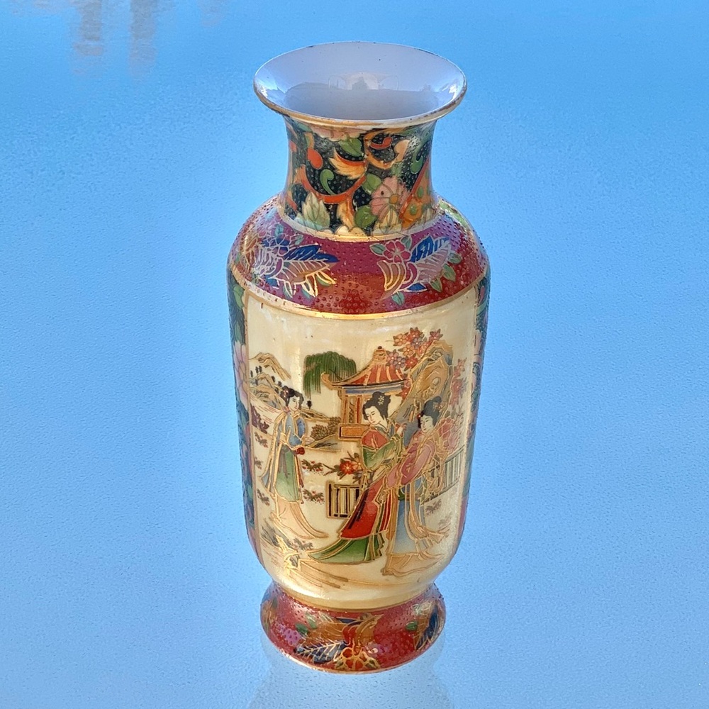 Chinese Porcelain Red and Blue Floral Hand Painted Textured Asian Art 8” Vase